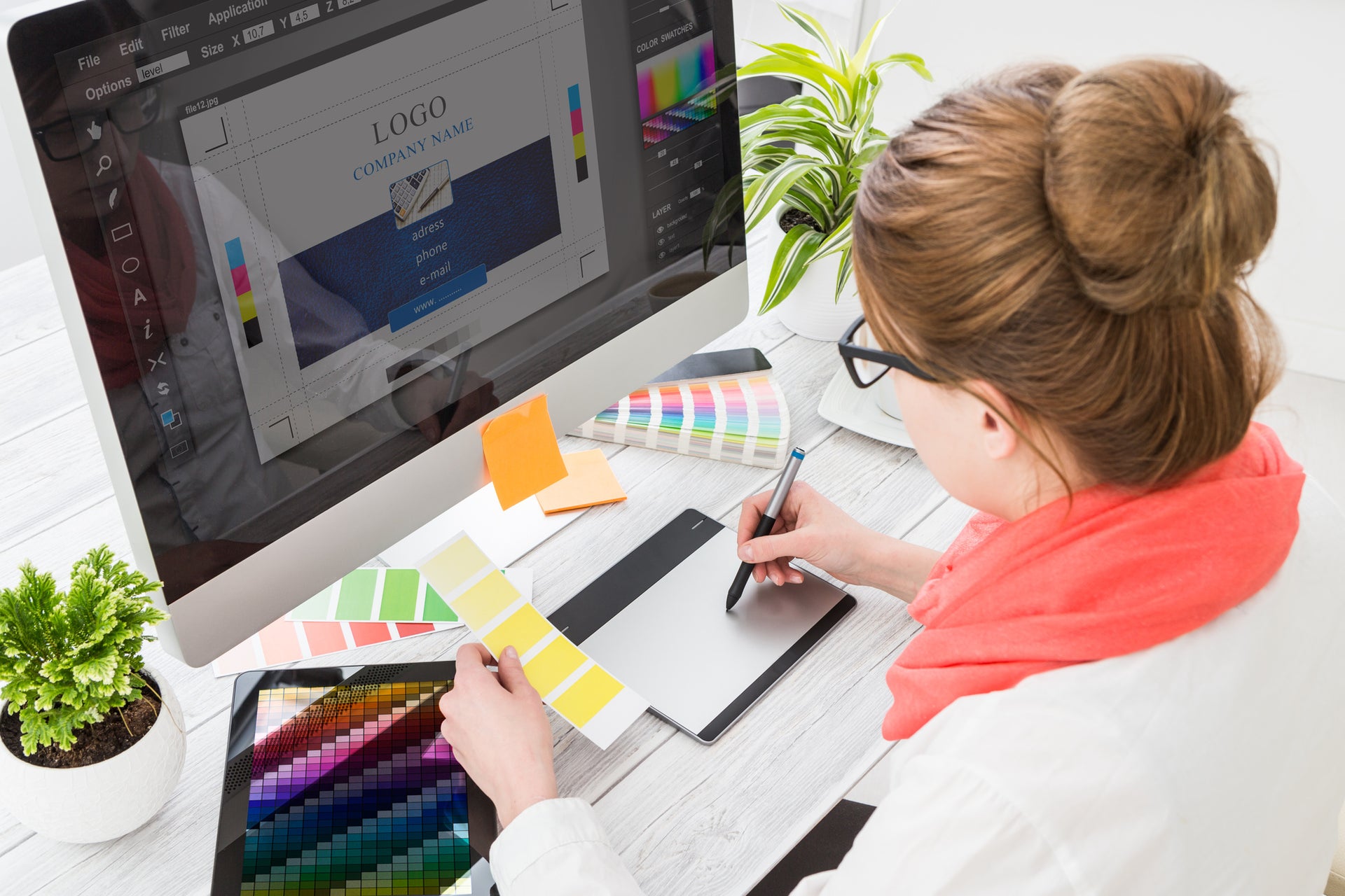 5 Things to Consider When You Hire a Graphic Designer in Hilton Head